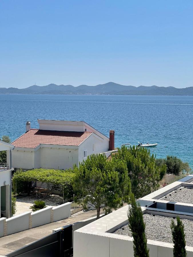 Apartments Prestige ペトルチャネ エクステリア 写真