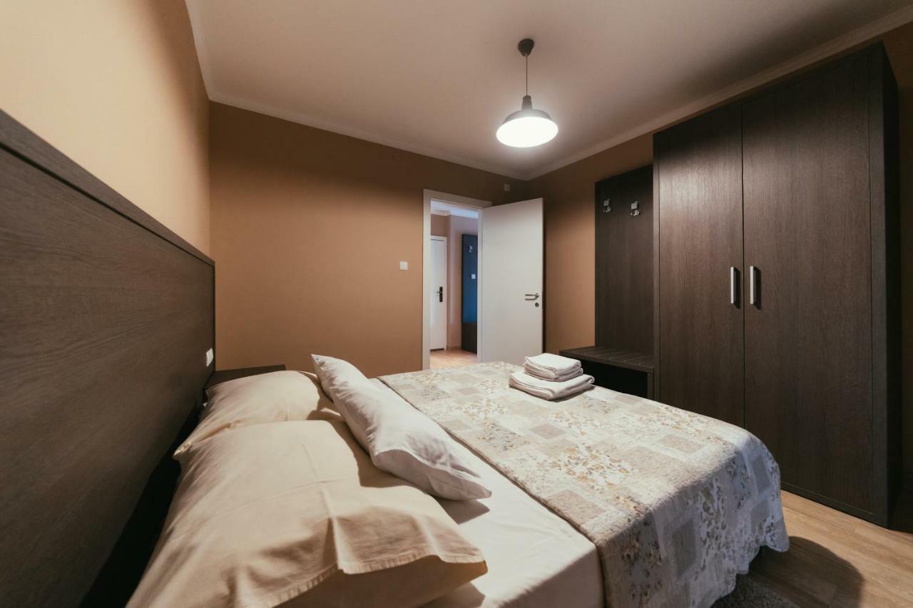 Apartments Prestige ペトルチャネ エクステリア 写真